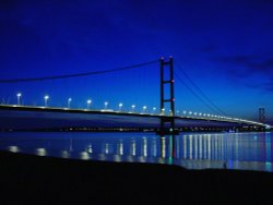 This is a picture of the Humber Bridge which crosses over the River Humber. Wallpaper