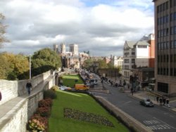 York - City walls and York Minster Wallpaper