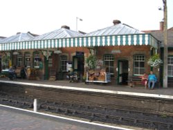 Autumn afternoon, North Norfolk Station, Sheringham Wallpaper