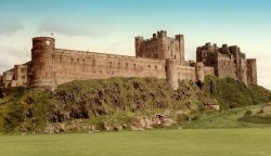 Bamburgh Castle, Bamburgh, Northumberland. Wallpaper