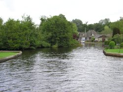 Wroxham, Norfolk Broads Wallpaper