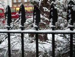 A snowy morning in London Wallpaper