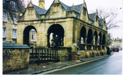 Old wool market, Chipping Campden, Gloucs. Wallpaper