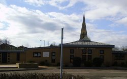 Christ Church on Thievesdale Lane 
in Worksop, Notts Wallpaper