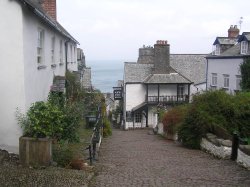 Clovelly, Devon, looking down the main street Wallpaper