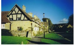 Broadway in Worcestershire. Wallpaper