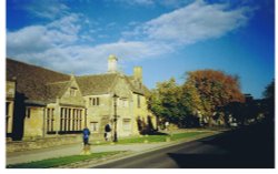 Broadway, Worcestershire. Wallpaper