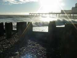 Beach and Pier, Bognor Regis, West Sussex. November 2006 Wallpaper