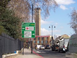 Chelsea Embankment - Looking Towards Chelsea Bridge Road Wallpaper