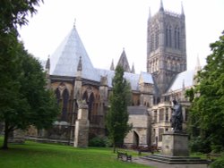 Lincoln Cathedral, Lincoln, Lincolnshire Wallpaper