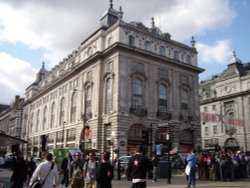 Picadilly Circus, London Wallpaper