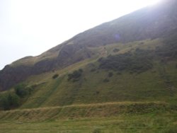 Salisbury Crags, Edinburgh, Midlothian Wallpaper