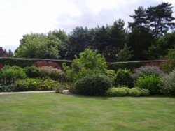 Gardens at Elvaston Castle,Derbyshire. Wallpaper