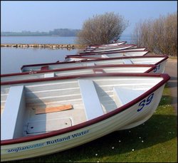 Hire Boats at Rutland Waters. Wallpaper