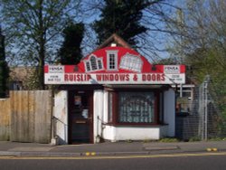 Field End Road - Eastcote Wallpaper