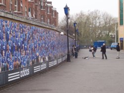 The Wall Stamford Bridge - Chelsea Football Club  SW6 Wallpaper