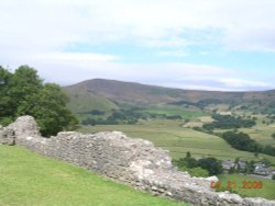 View of Mam Tor from Peveril Castle, Castleton, Derbyshire.
July 06. Wallpaper