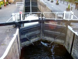 The lock at, Beeston, Nottinghamshire. Wallpaper