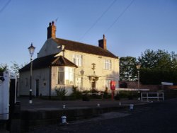 The Lock Keepers Cottage, Beeston, Nottinghamshire. Wallpaper