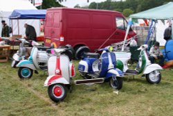 Motormart&Autojumble,Beaulieu National Motor Museum,Beaulieu,Hampshire Wallpaper