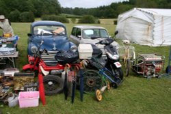 Motormart&Autojumble,Beaulieu National Motor Museum,Beaulieu,Hampshire Wallpaper