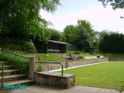 Bowling Green and seating area in North Anston in South Yorkshire Wallpaper