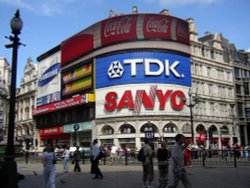 Neon signs of Piccadilly Circus, London Wallpaper