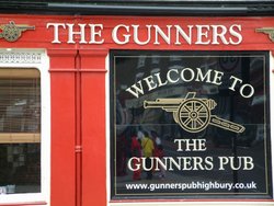 The Gunners Pub. Wallpaper