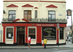 The Gunners Pub. Wallpaper