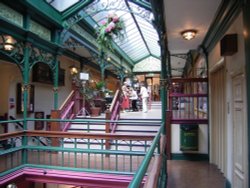 Westminster Arcade.  Parliament Street Wallpaper