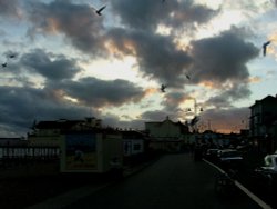 Evening skies. Bognor Regis, West Sussex Wallpaper