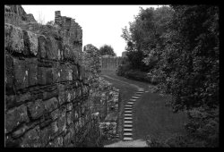 Beeston castle ruins Wallpaper