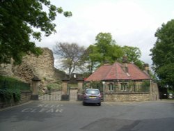 Entrance to Pontefract Castle. Wallpaper