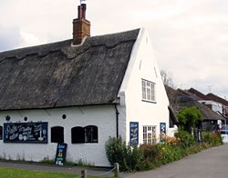 Horning, on the Norfolk Broads Wallpaper