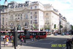 Picadilly Circus, London Wallpaper