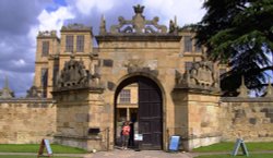 Hardwick Hall, Doe Lea, Derbyshire Wallpaper