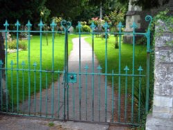 Holy Trinity Church Gates Wallpaper