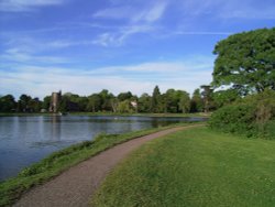 Stowe Pool. Lichfield Wallpaper