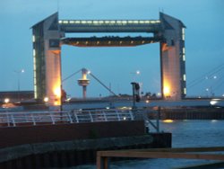 Tidal Surge Barrier, Kingston upon Hull, East Riding of Yorkshire Wallpaper