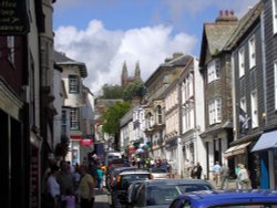 Street Scene in Totnes, Devon Wallpaper