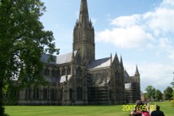 Salisbury Cathedral, Salisbury, Wiltshire Wallpaper