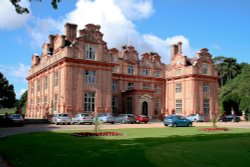 View of Broome Park Golf Club Mansion House in Canterbury, Kent Wallpaper