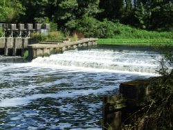 Weir at Cossington Mill Wallpaper