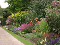 Nymans Garden, Handcross, West Sussex Wallpaper