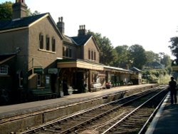 Alresford Steam Railway train station Wallpaper