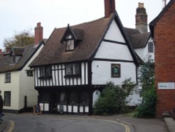 The Green Dragon Pub in Wymondham, Norfolk Wallpaper