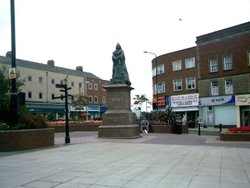 Queen Victoria Statue in the Bull Ring Wakefield Town Centre, West Yorkshire Wallpaper