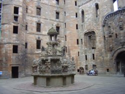 Linlithgow Palace (West Lothian) Wallpaper