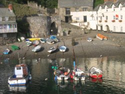 Clovelly Harbour in Devon Wallpaper