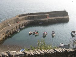 Harbour view, Clovelly, Devon Wallpaper